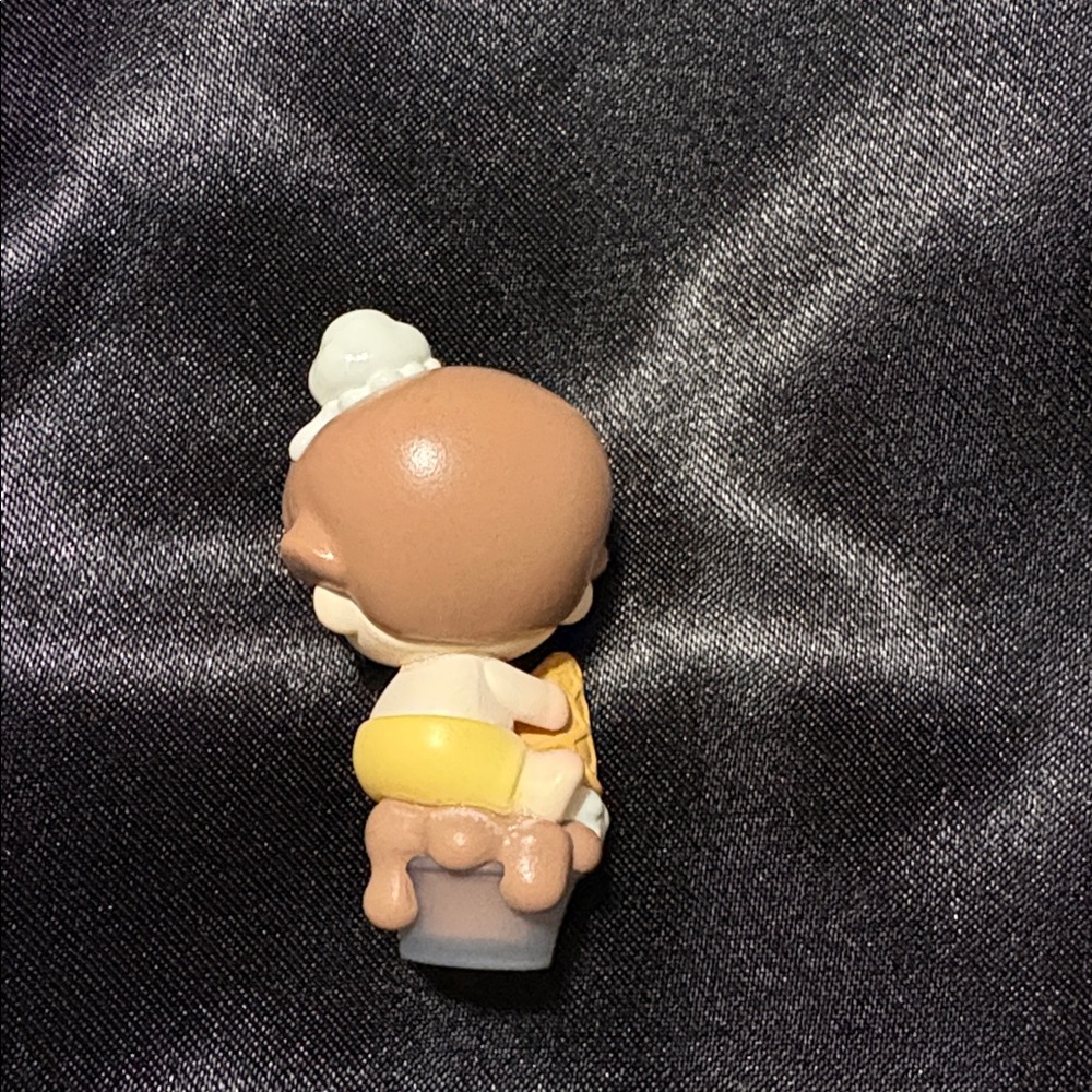 POP MART POP BEAN Bundle of 6 POP Beans - Picture 15 of 16